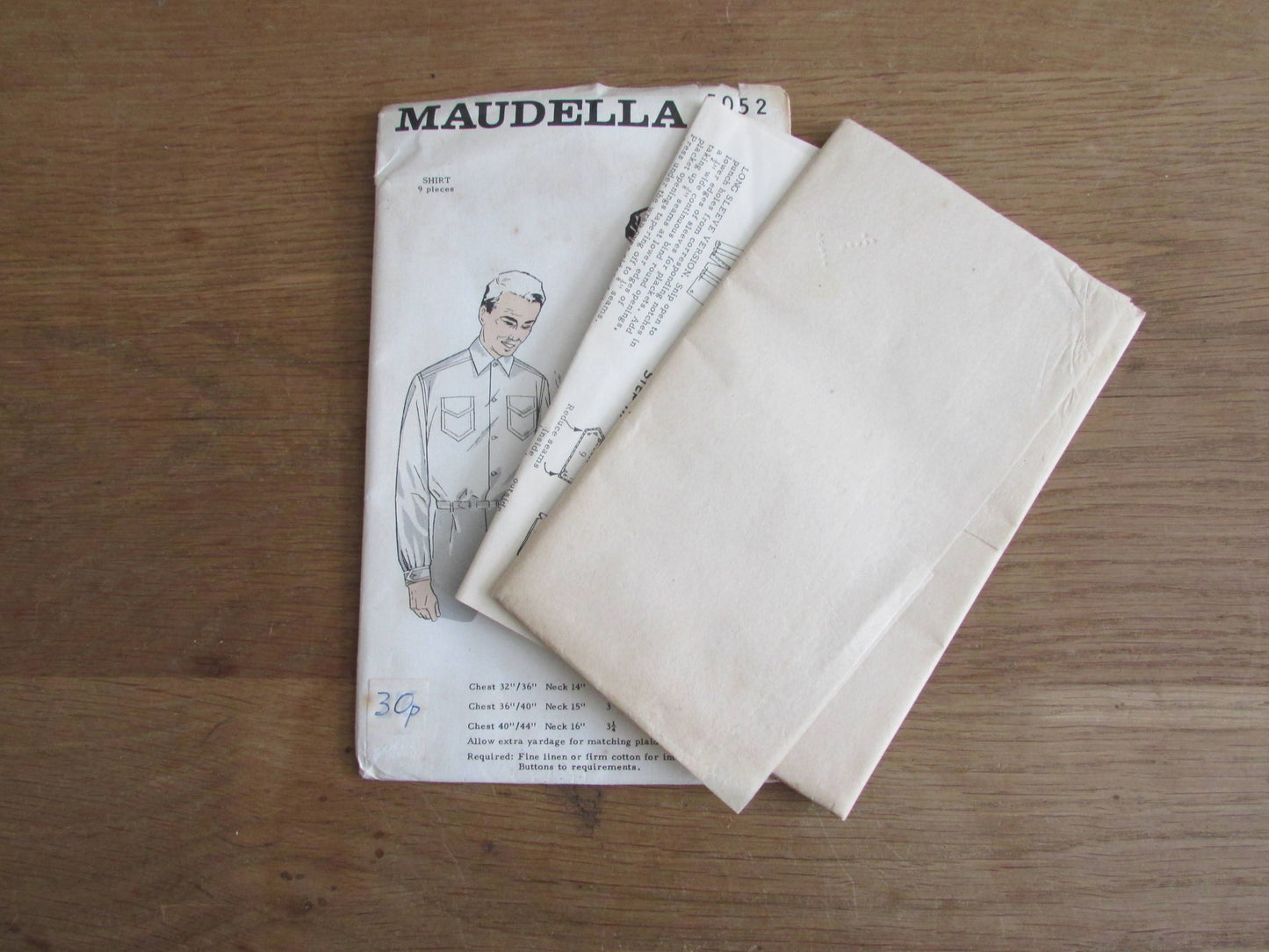 Uncut 1950s Maudella 5052 sewing pattern for men's long or short sleeve shirt, chest 32" - 36" (complete)