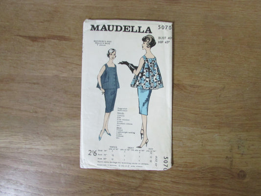 Uncut 1950s Maudella 5070 sewing pattern for maternity suit (smock & skirt), size 18/20 (complete)