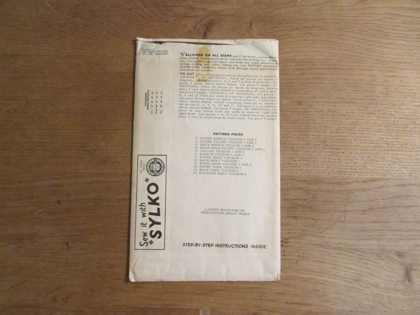 Uncut 1960s Maudella 5179 sewing pattern for two-way suit, size 12-14 approx (complete)