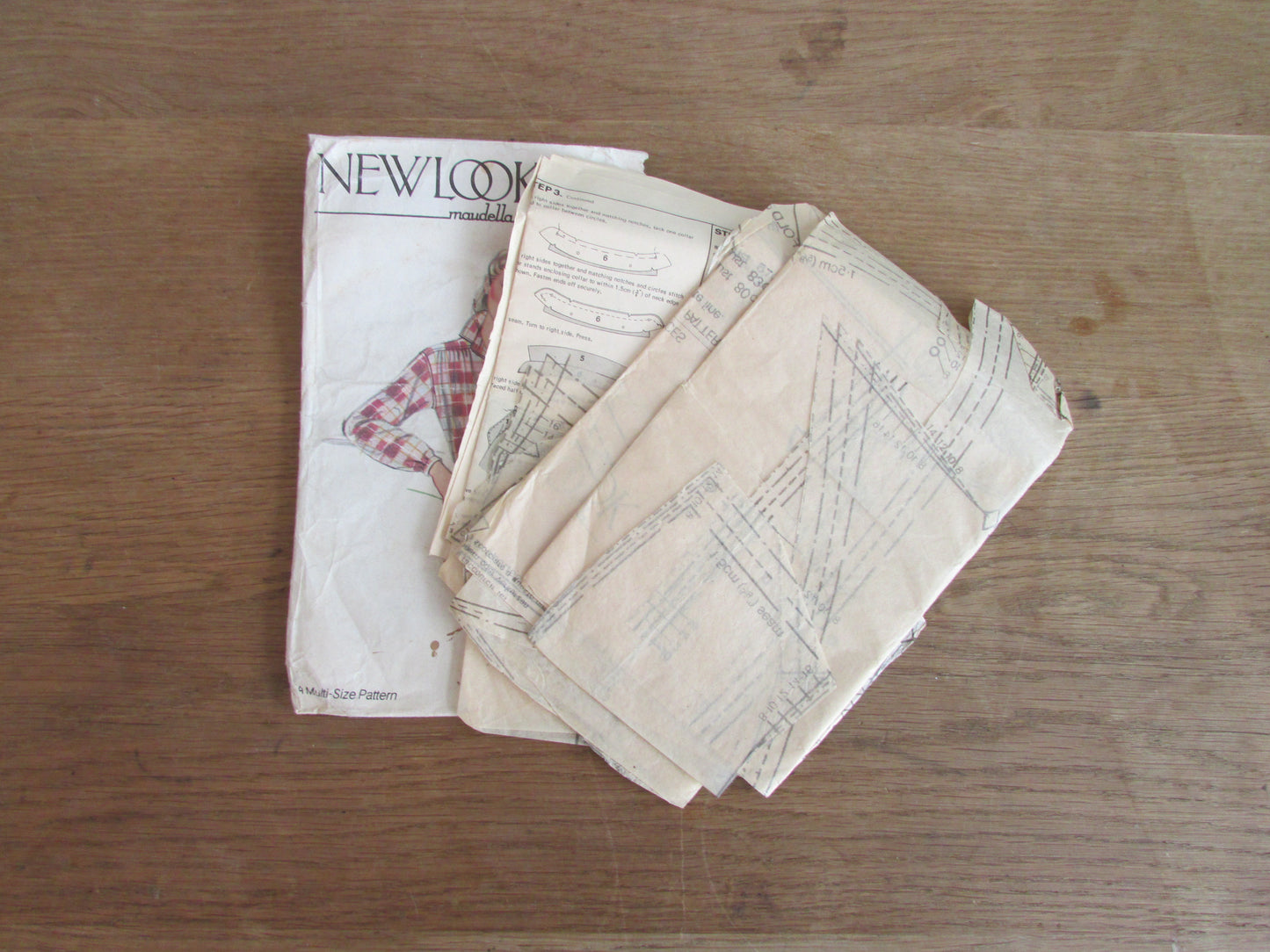 Used 1980s New Look/Maudella 6141 sewing pattern for misses' shirt, cut to size 14 (complete)