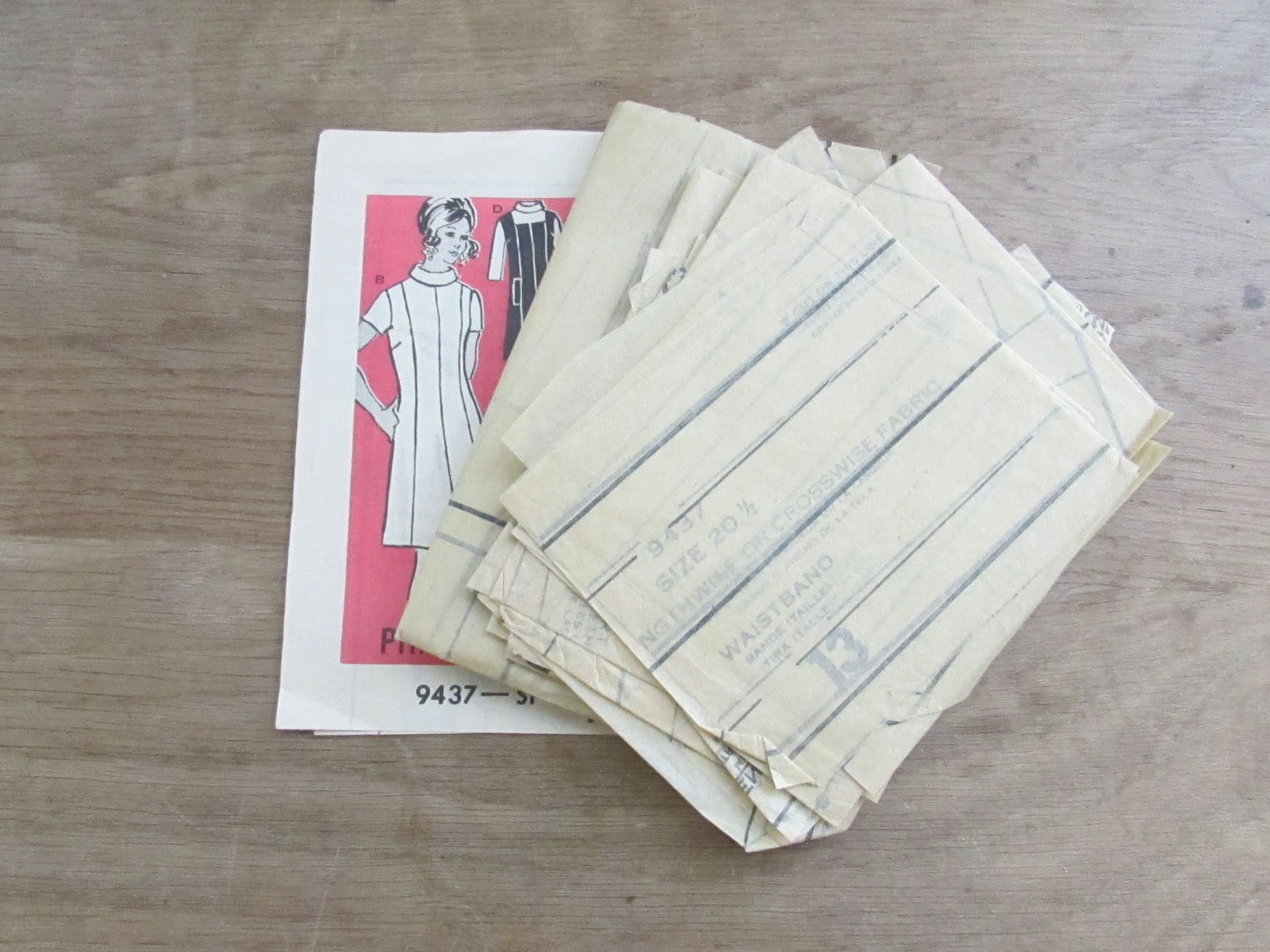 Uncut 1960s/70s Printed Pattern 9437 sewing pattern for misses' dress, size 20.5 (complete)