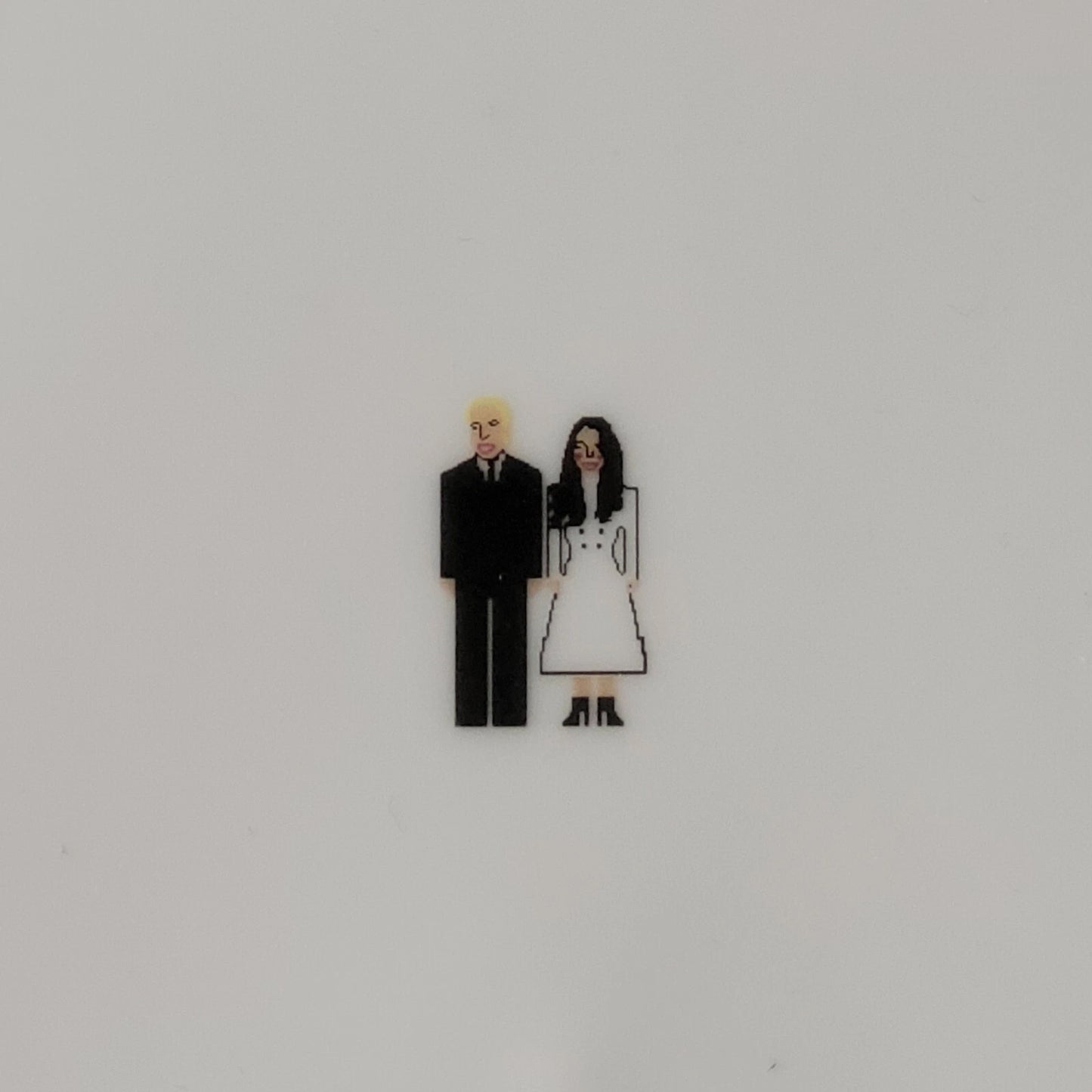 KK Outlet Unofficial Royal Wedding souvenir plate – emojis
