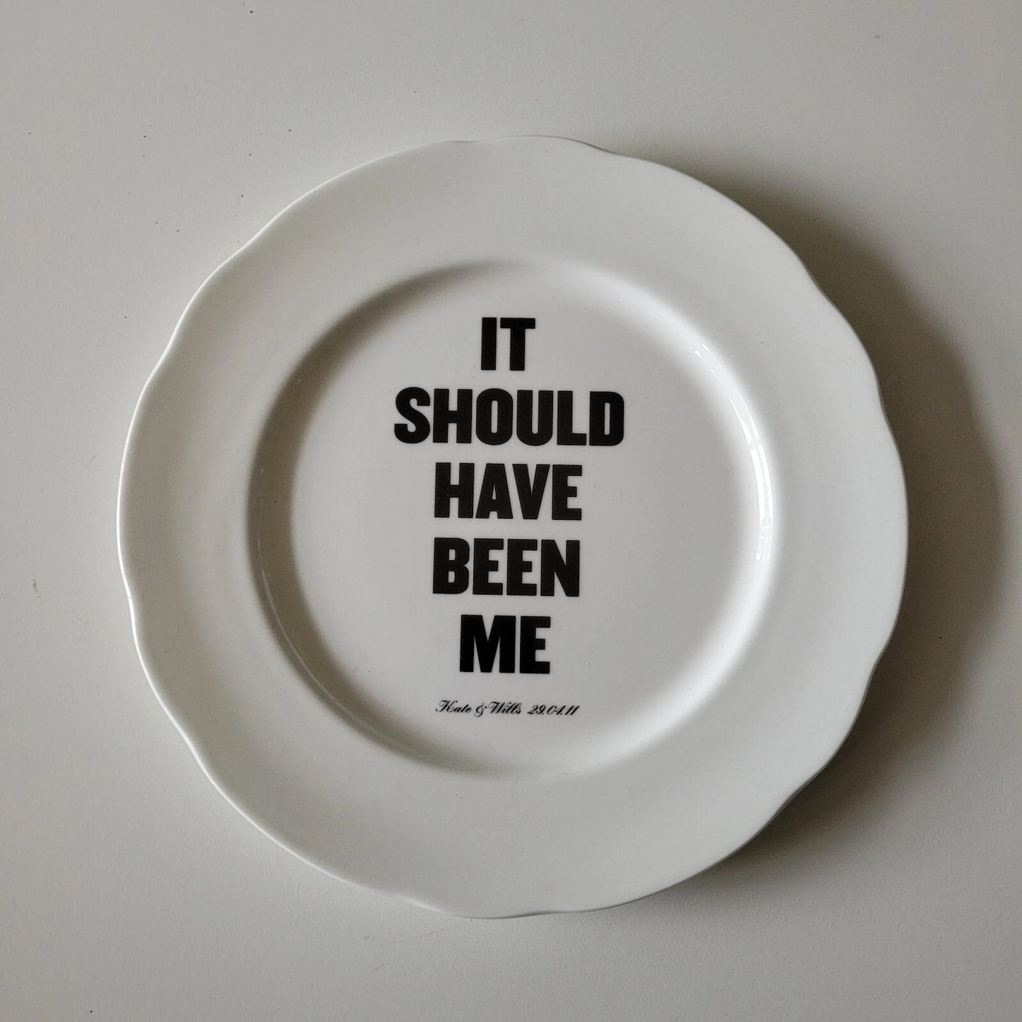 KK Outlet Unofficial Royal Wedding souvenir plate - It Should Have Been Me