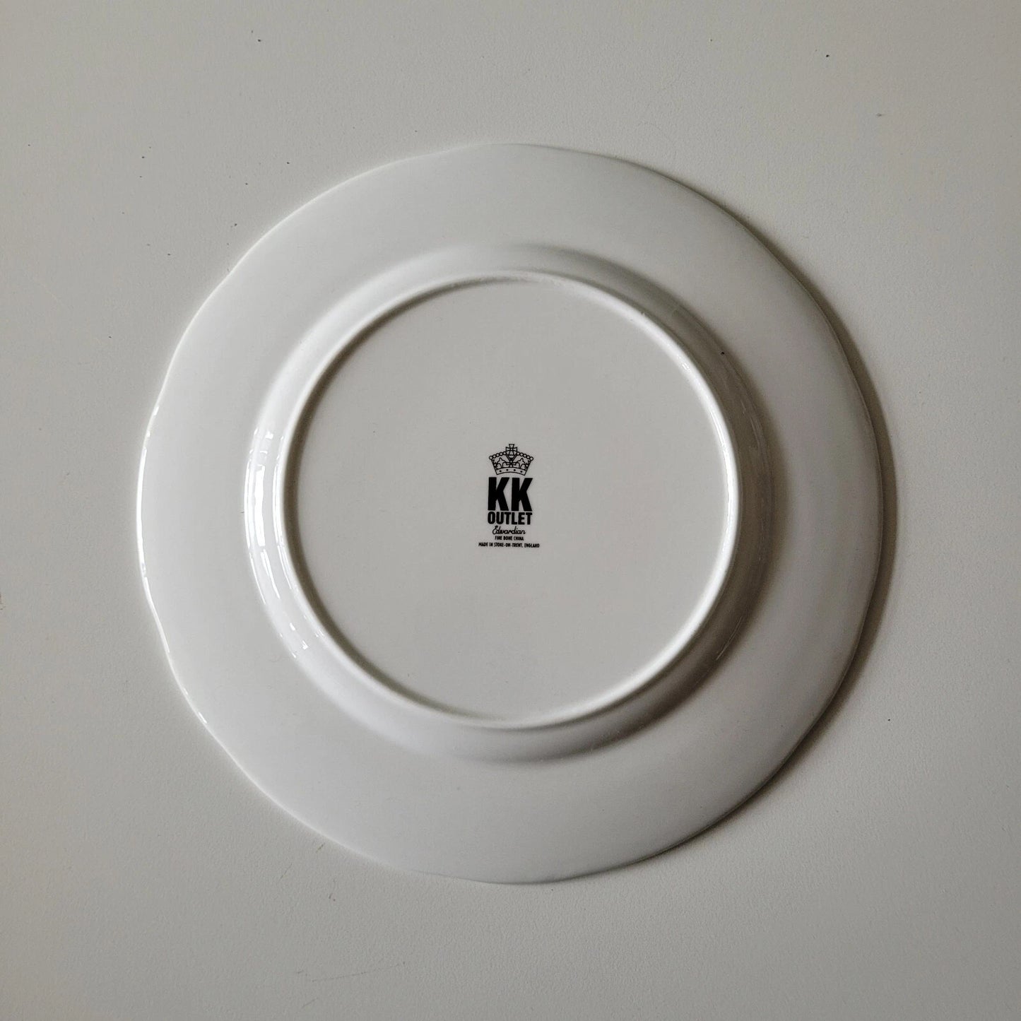 KK Outlet Unofficial Royal Wedding souvenir plate - It Should Have Been Me