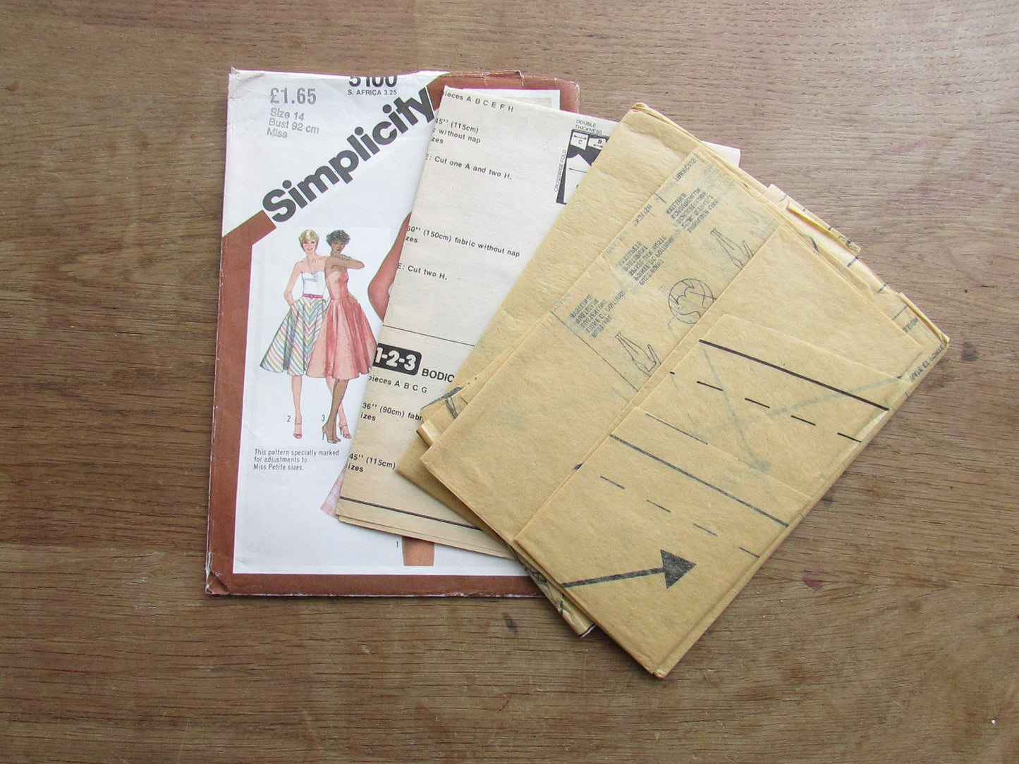 Part cut 1981 Simplicity 5100 sewing pattern for misses' fitted sundress with optional strap..., size 14 (complete)