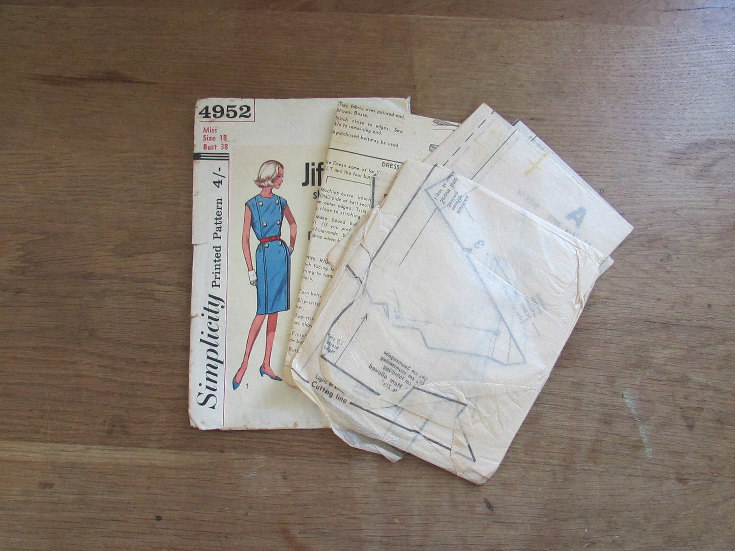 Used 1960s Simplicity 4952 sewing pattern for misses' one-piece jiffy dress, size 18 (complete)