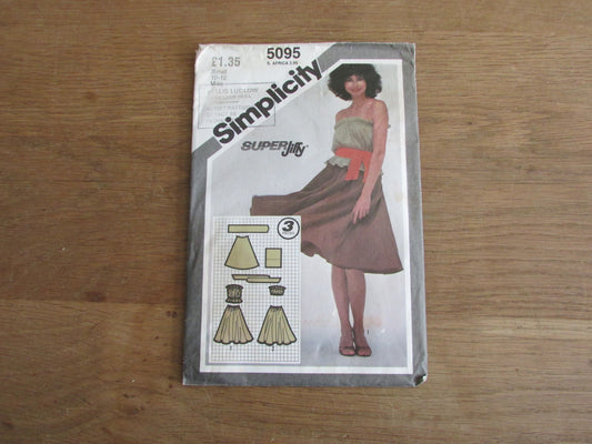 Used 1981 Simplicity 5095 sewing pattern for misses' super jiffy strapless top or bandeau, pull-on skirt & sash, Small 10-12 (complete)