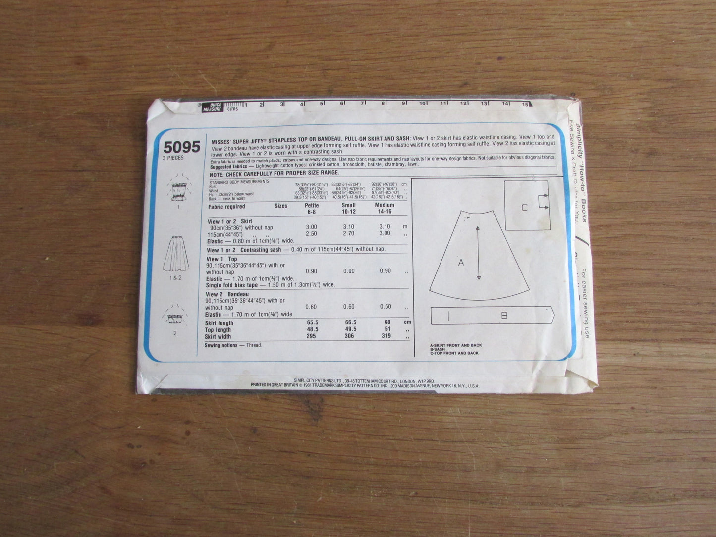Used 1981 Simplicity 5095 sewing pattern for misses' super jiffy strapless top or bandeau, pull-on skirt & sash, Small 10-12 (complete)