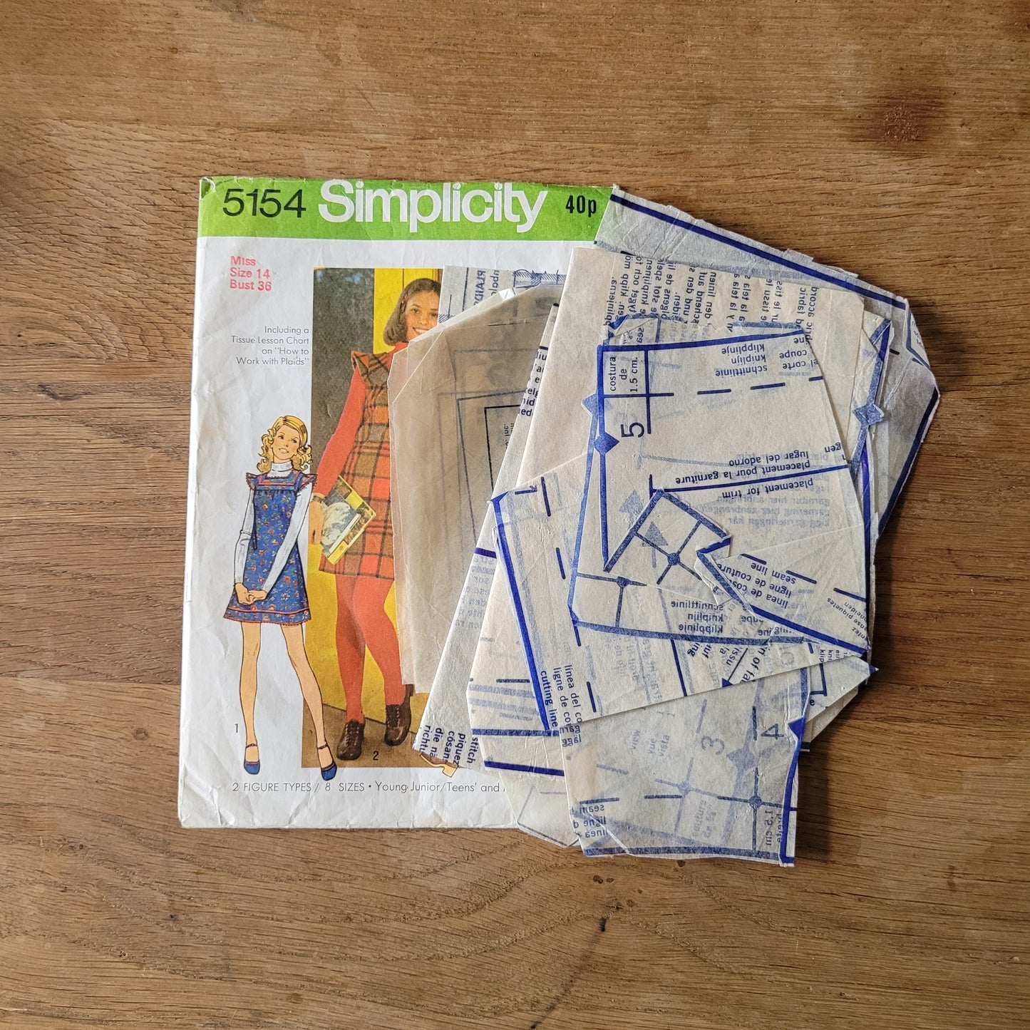 Used 1972 Simplicity 5154 sewing pattern for young junior/teens' & misses' mini-jumper, size 14 (complete, missing instructions)