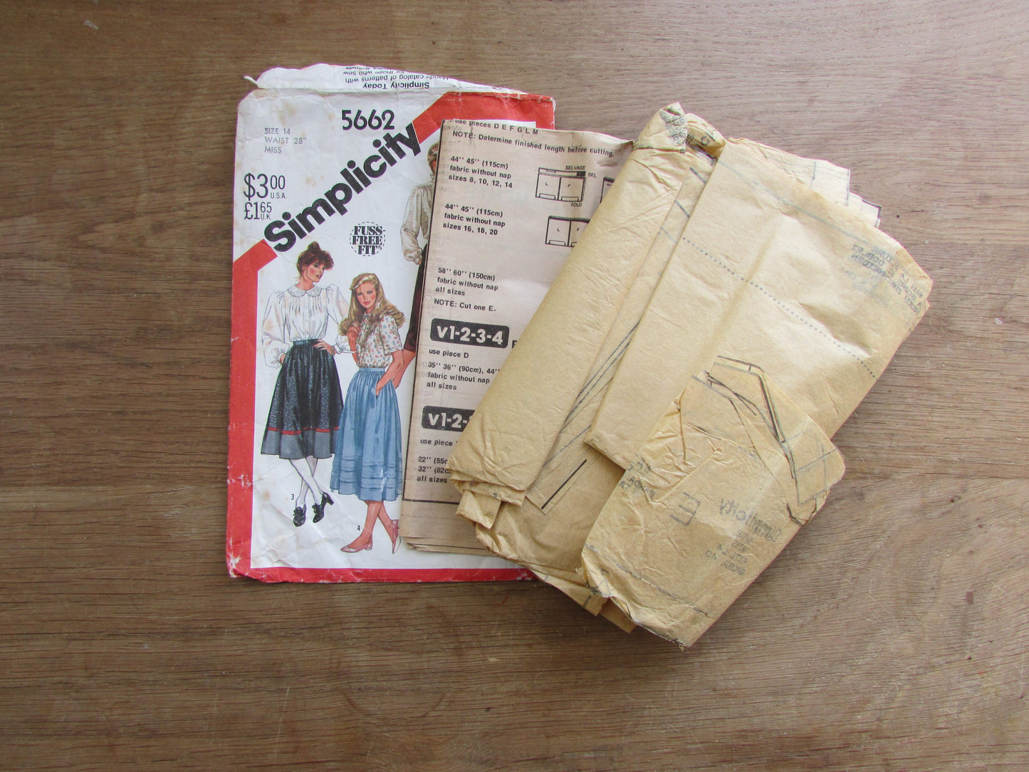 Part cut 1982 Simplicity 5662 sewing pattern for misses' set of skirts , size 14 (complete)