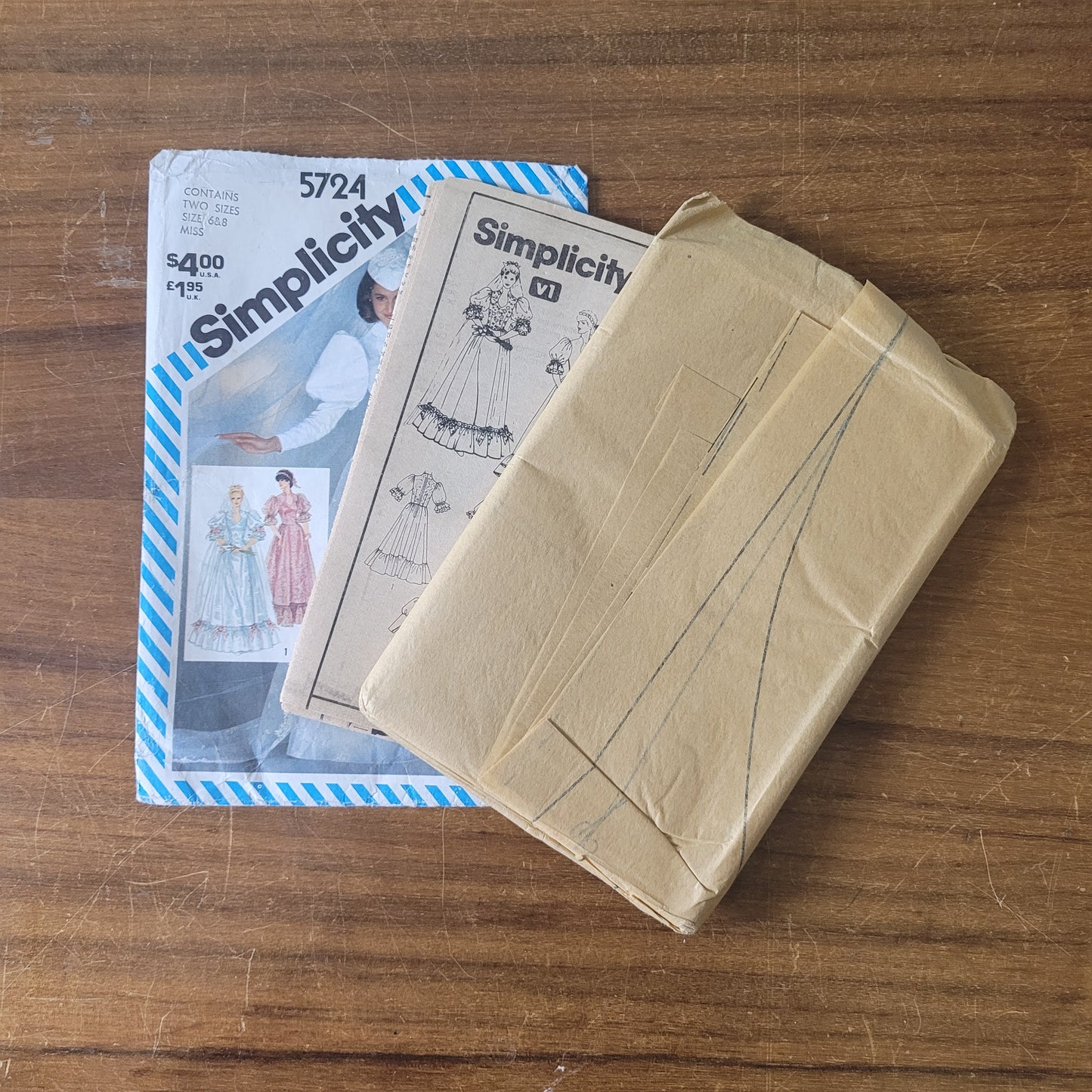 Uncut 1982 Simplicity 5724 sewing pattern for misses' lined brides' & bridesmaids' dresses, and detachable train, sizes 6 + 8 (complete)