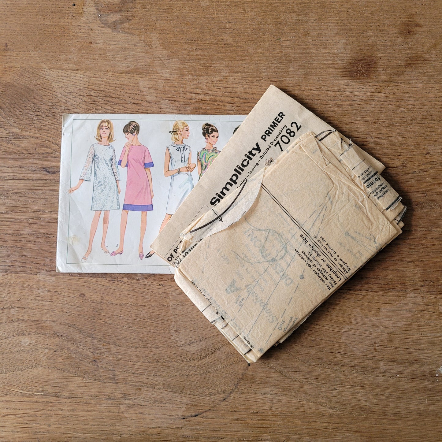 Part cut 1967 Simplicity 7082 sewing pattern for misses' one-piece dress, size 14 (complete)