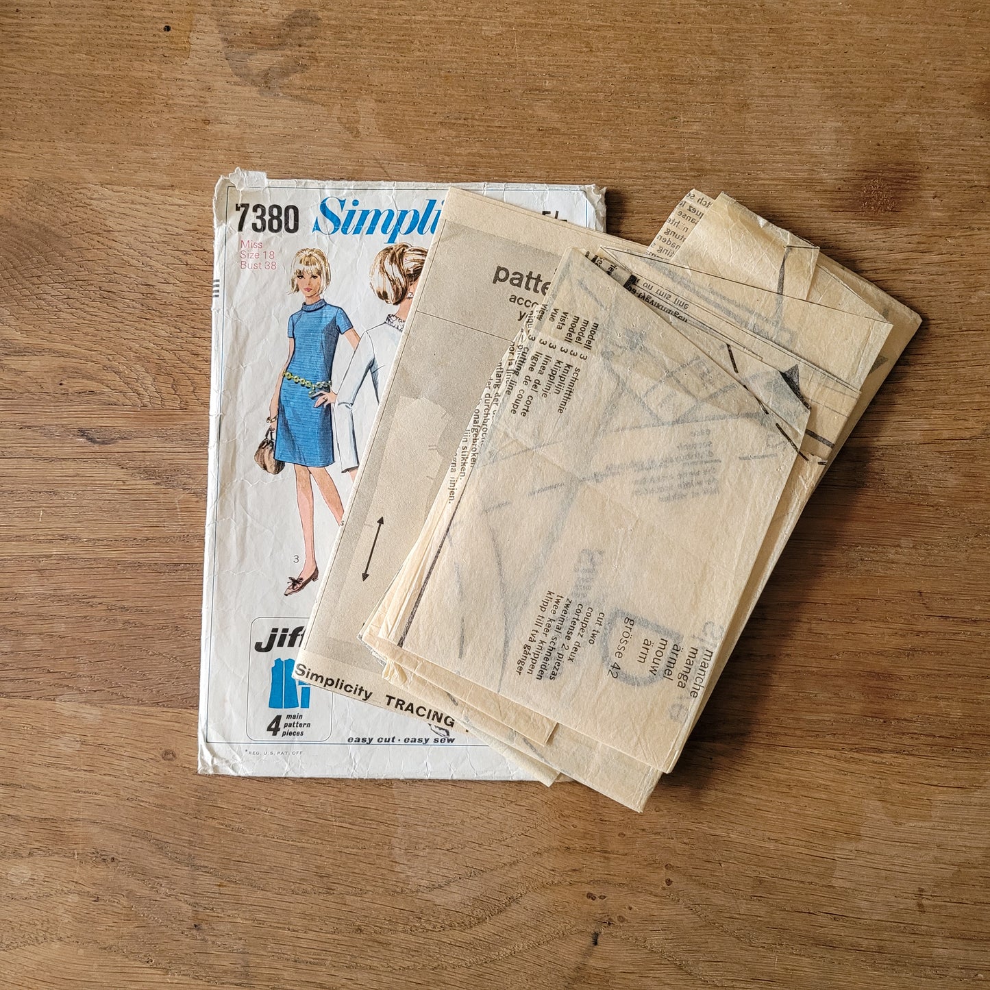 Used 1967 Simplicity 7380 sewing pattern for misses' jiffy A-Line dress, size 18 (complete)