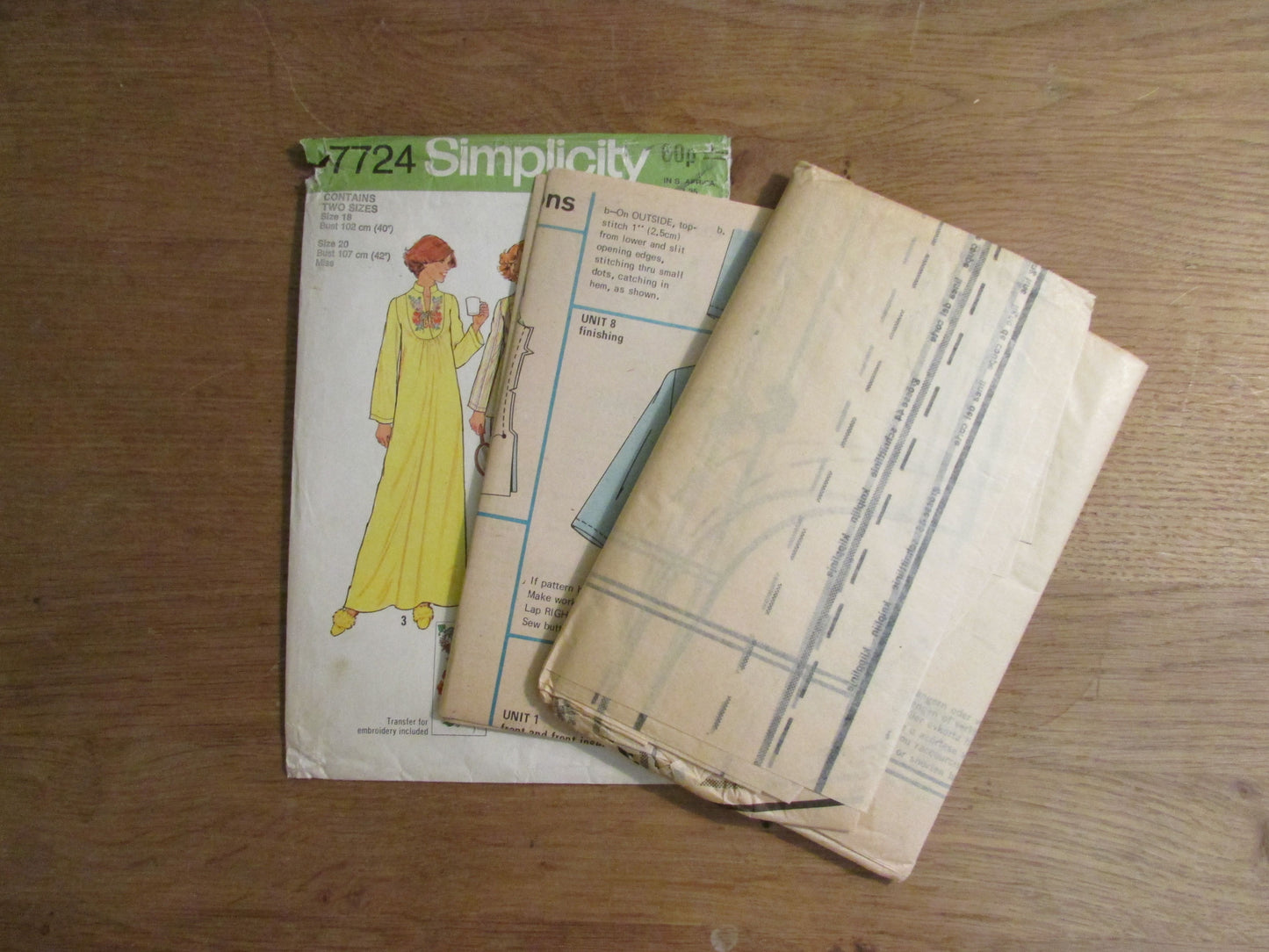 Uncut 1970s Simplicity 7724 sewing pattern for misses' pullover caftan or nightgown & pajamas, includes transfer, sizes 18-20 (complete)