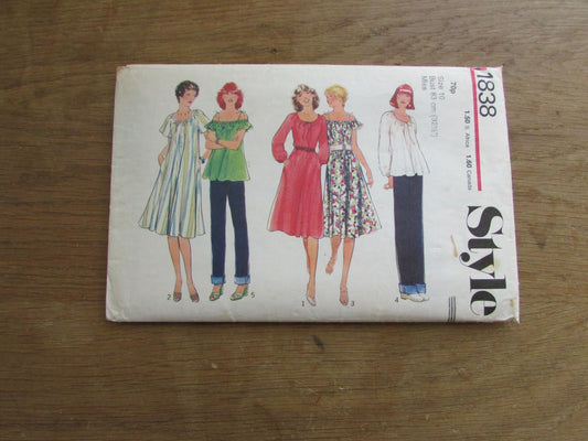 Part cut 1977 Style 1838 sewing pattern for misses' flared dress or top, size 10 (complete)