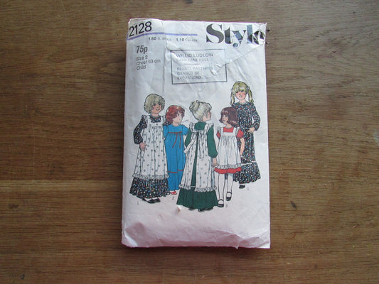 Part cut 1977 Style 2128 sewing pattern for child's dress & apron, size 2 (see description below)