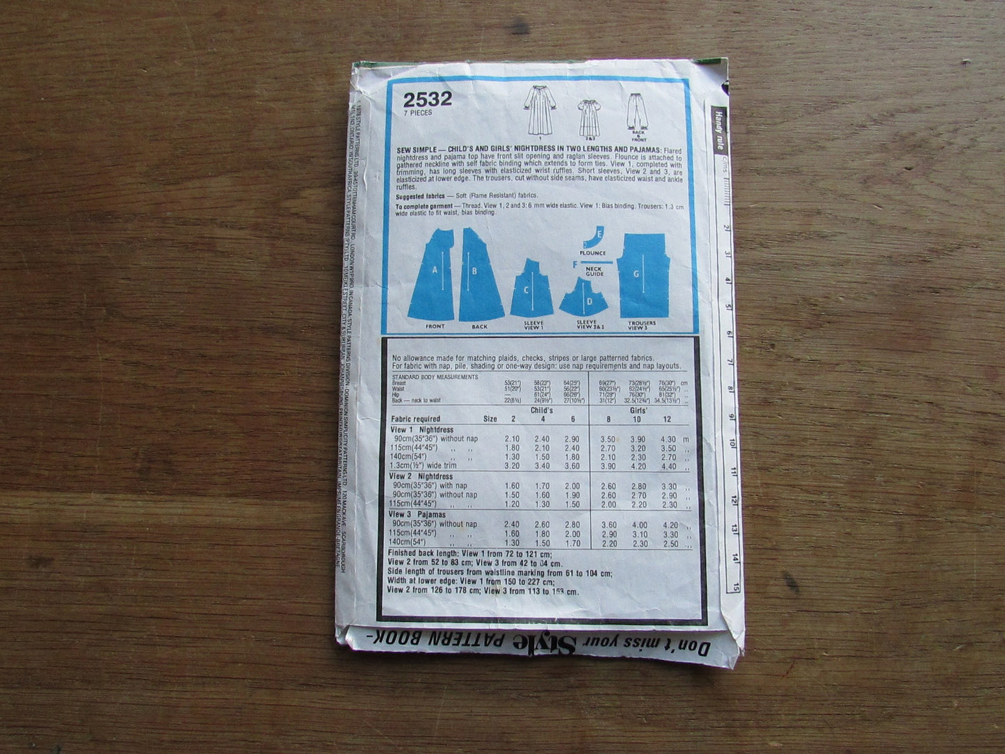 Part cut 1978 Style 2532 sewing pattern for child's & girls' nightdress and pajamas, size 2 (complete)