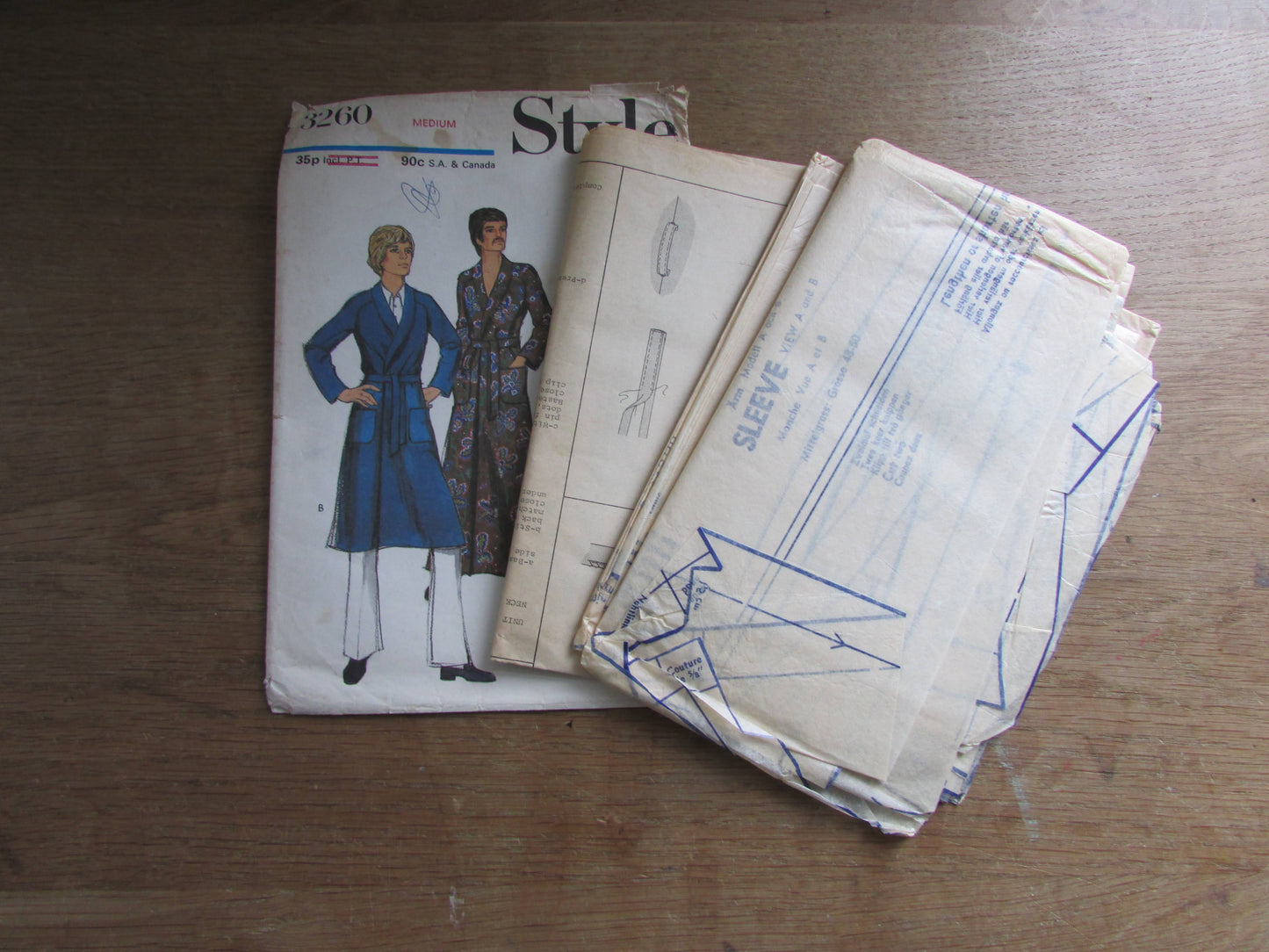 Part cut 1971 Style 3260 sewing pattern for teen-boy's & men's robe in 3 lengths, size M (complete)