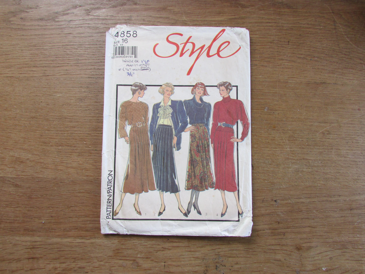Part cut 1986 Style 4858 sewing pattern for misses' set of skirts, size 16 (see description below)