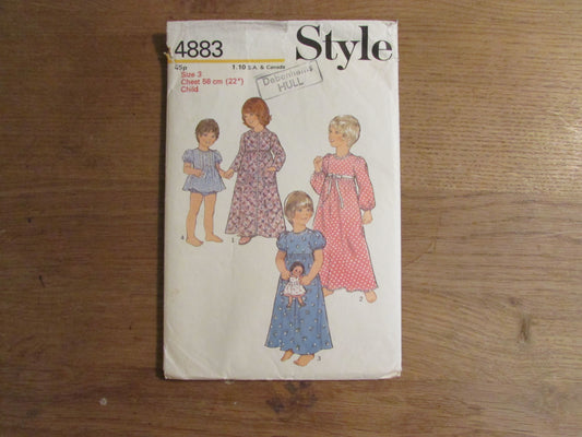Part cut 1974 Style 4883 sewing pattern for child's dressing gown, nightdress & panties, size 3 (complete)