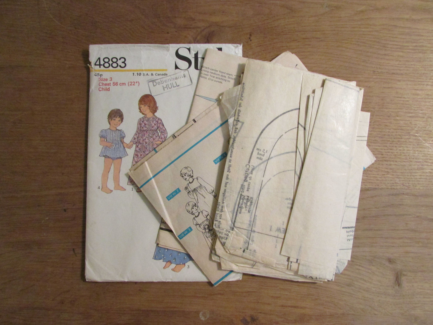 Part cut 1974 Style 4883 sewing pattern for child's dressing gown, nightdress & panties, size 3 (complete)
