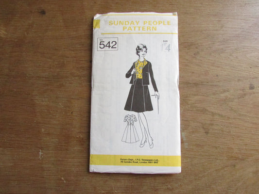 Uncut 1960s Sunday People 542 sewing pattern for misses' dress & jacket, size 14 (complete)