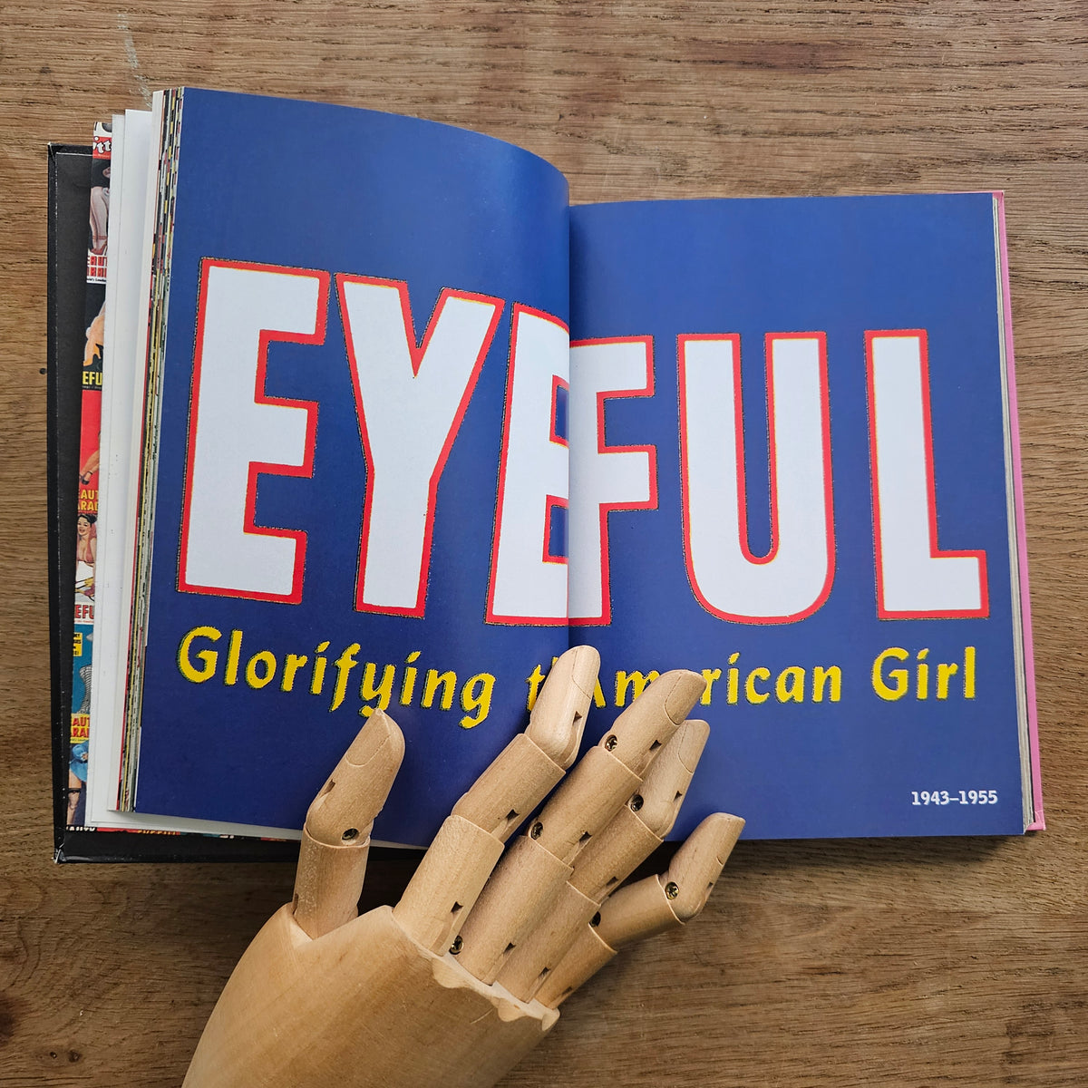 Taschen Icons: Pin-ups. The Best of American Girlie Magazines, by Harald Hellmann (Softback, 2001)
