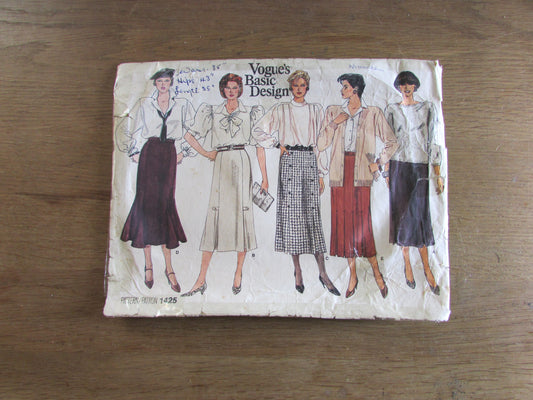 Part cut 1980s Vogue 1425 sewing pattern for misses' skirts, size 14 (complete)