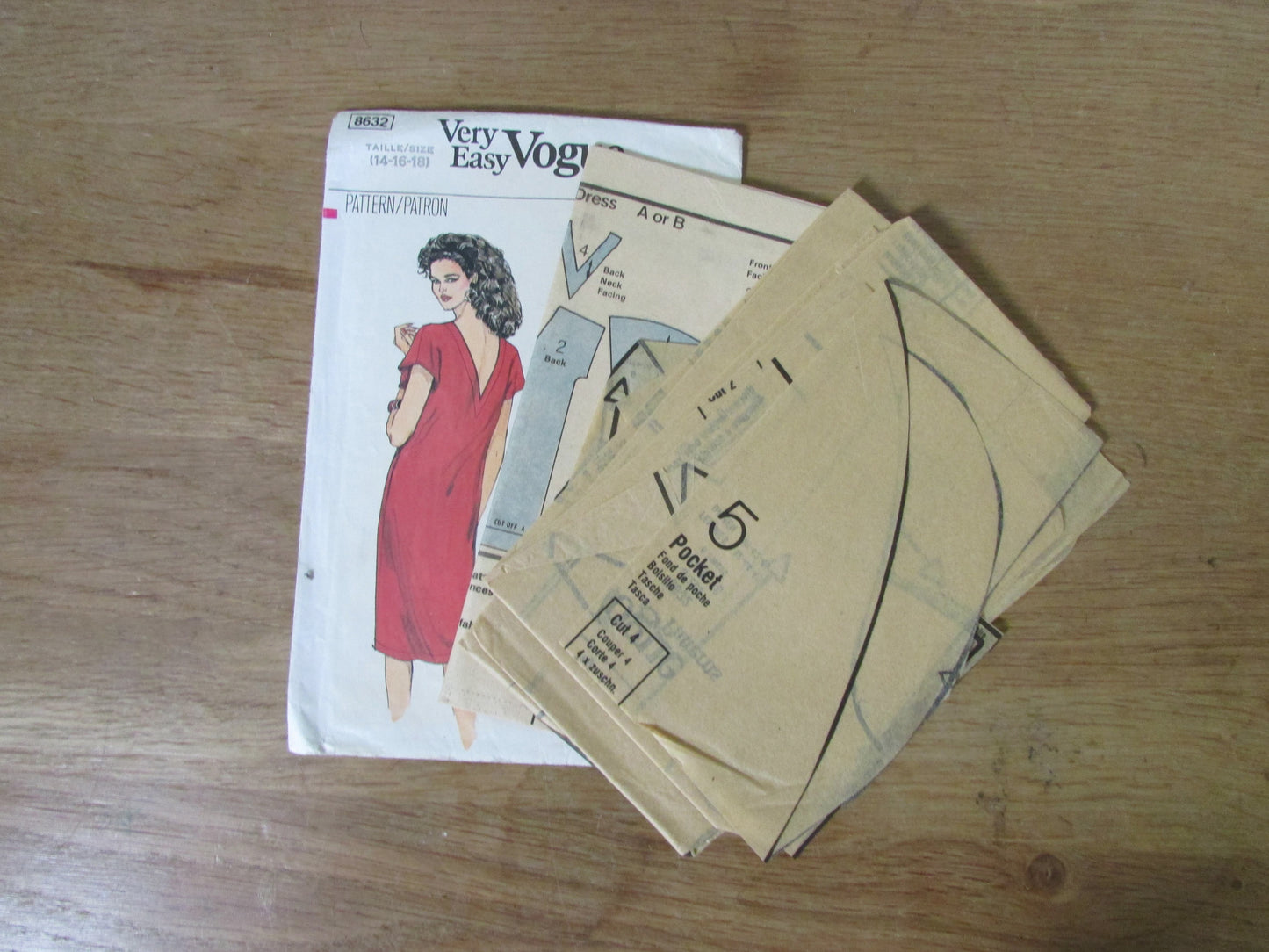 Used 1983 Vogue 8632 sewing pattern for misses' loose-fitting pullover dress, sizes 14-16-18 (cut to size 18, complete)