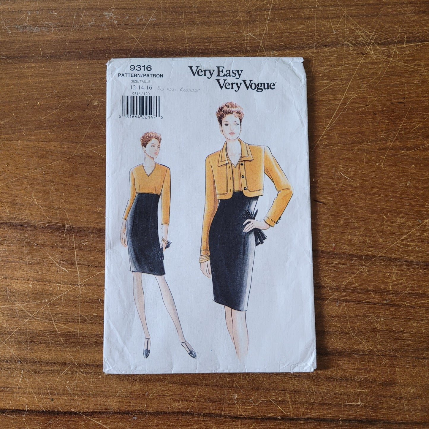 Uncut 1995 Vogue 9316 sewing pattern for misses'/misses' petite jacket & dress, sizes 12 to 14 (complete)