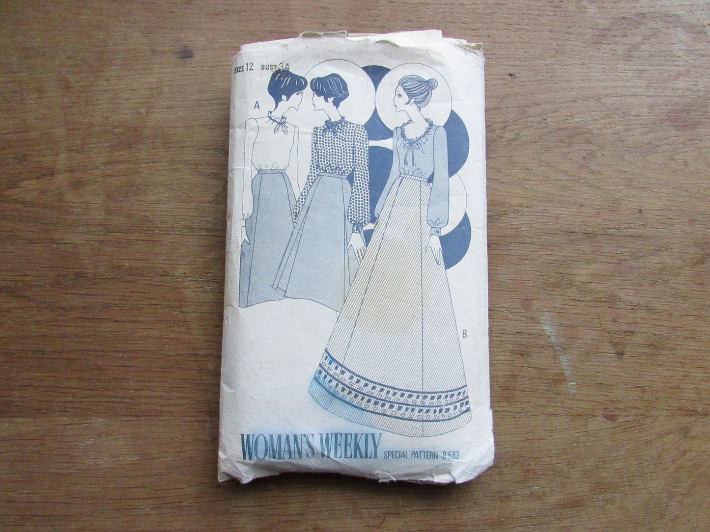 Part cut 1970s Woman's Weekly B583 sewing pattern for blouse & skirt in two styles, size 12 (complete)