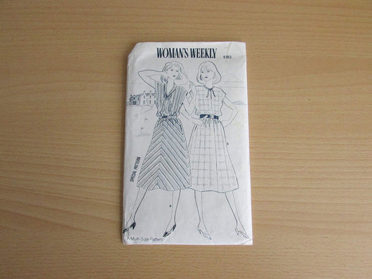Uncut 1970s Woman's Weekly B863 sewing pattern for misses' day dress, size 12 (complete)
